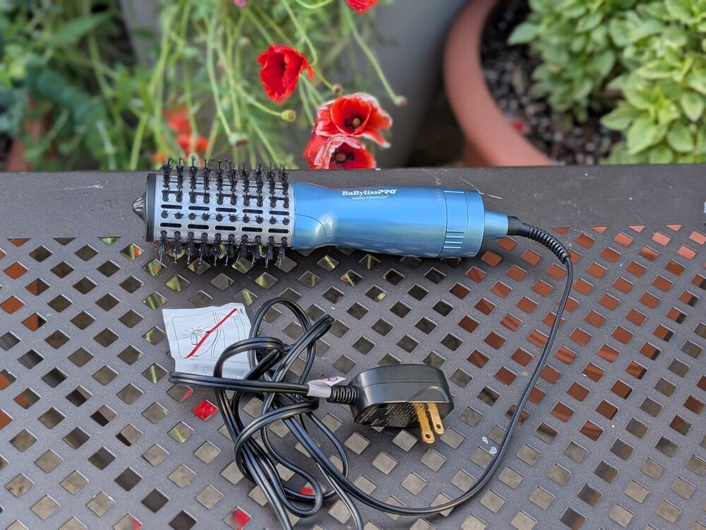 BaBylissPRO Hot Air Brush Blow Dryer Round Brush Nano Titanium